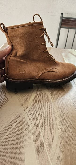 Lee botine nr 42