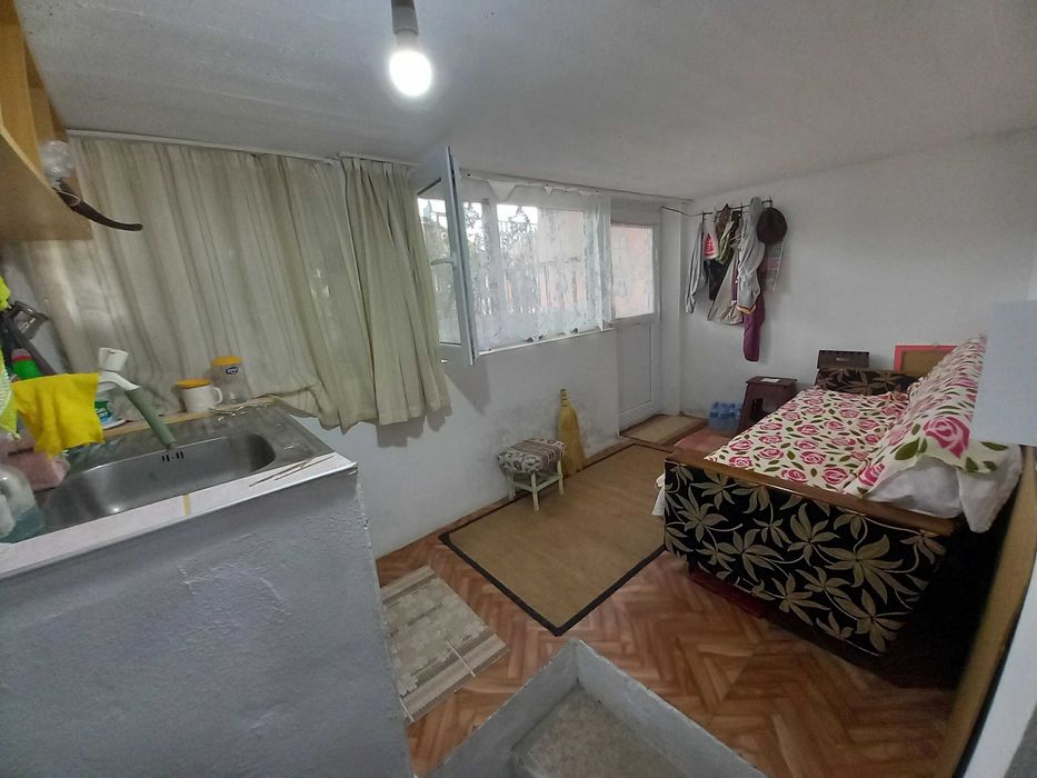 Продава се Къща в Разград, Бели Лом - 104 кв.м за 344 €/кв.м - Снимка #9