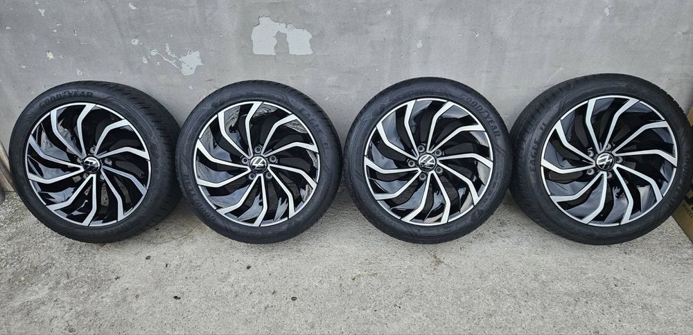 VW Golf 8 модел Ventura