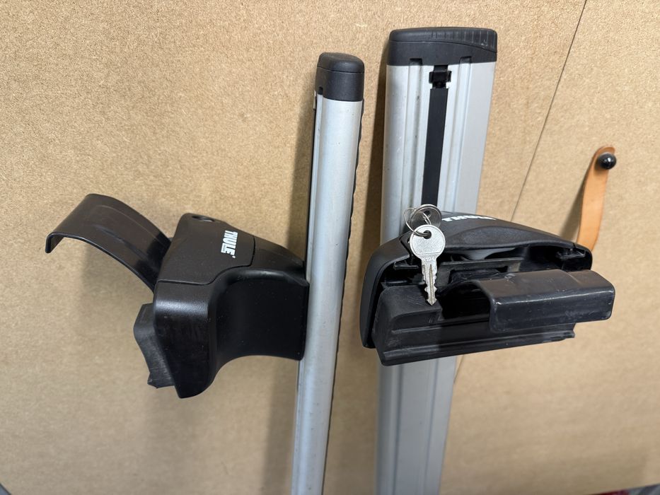 Thule - греди за Тойота Т25