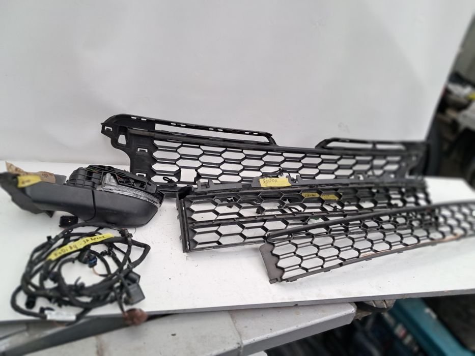 Огледало решетка в броня Skoda Karog  Scala  Kodiag  Kamig