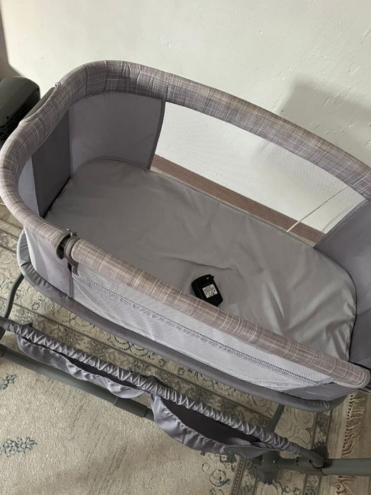 срочно продам Манеж