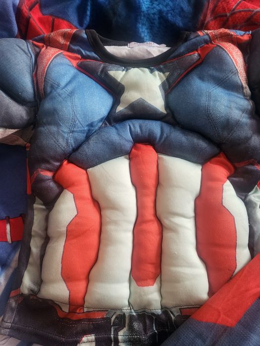 Продам детский  костюм