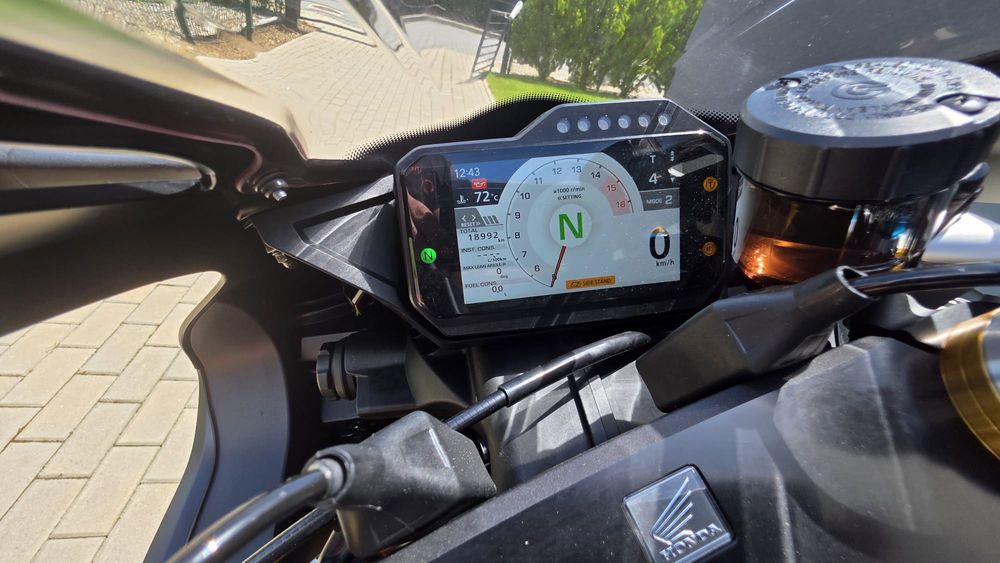 Honda CBR 1000 RR-R SP 2025, 229CP, Akrapovic, garanție Honda
