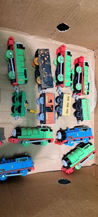 Trenulete Thomas cu baterii