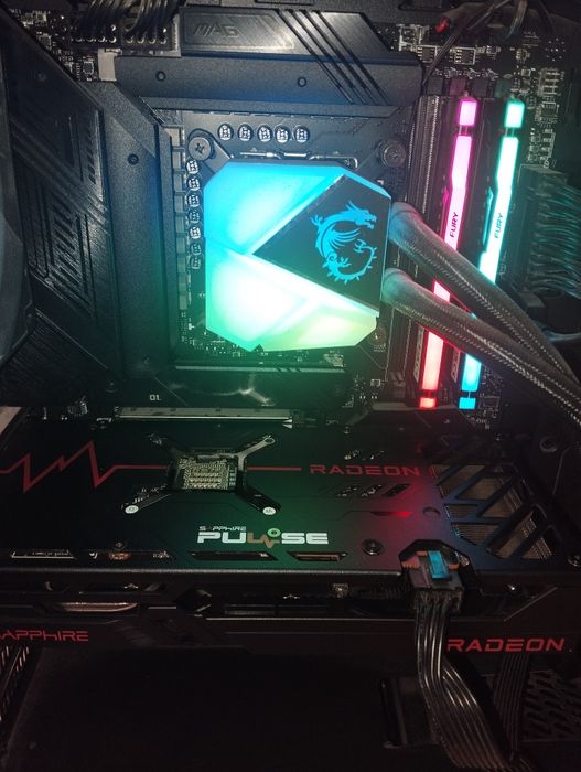 Sapphire pulse AMD Radeon RX 6600 XT GAMING OC 8GB