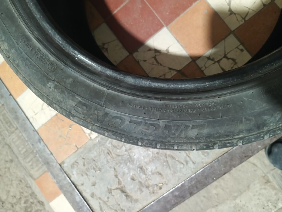 Продам шины на17