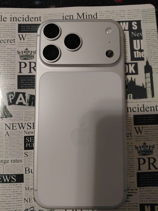 Айфон 17 про мах