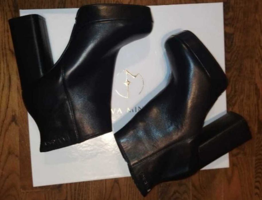 Дамски боти Eva Minge