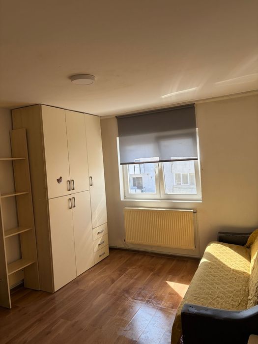 Garsoniera de inchiriat