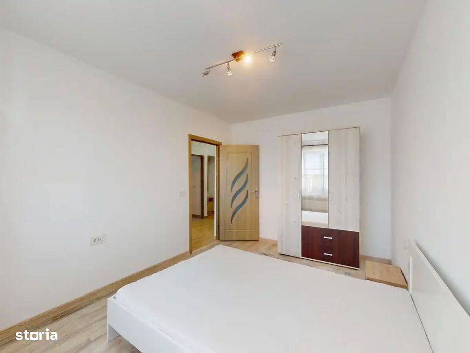 Apartament 2 camere de vanzare, mobilat si utilat, cu parcare privata