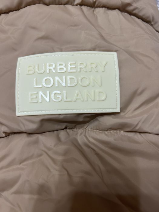 Geaca burberry, noua cu eticheta, bej, maneci detasabile