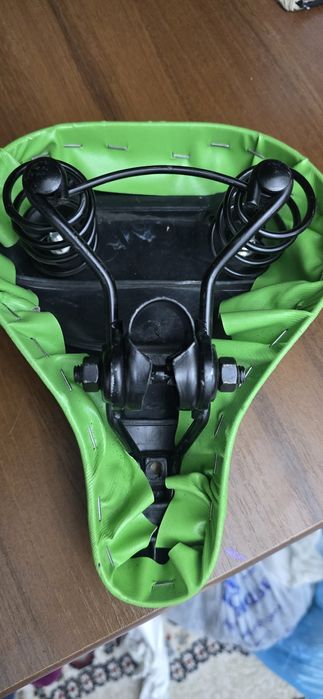 Продам седло от велосипеда.