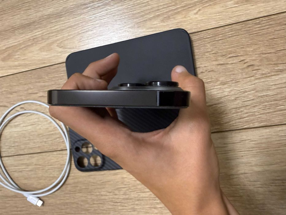 Iphone 14 Pro Max space black 512GB ESIM 83% battery Като нов.