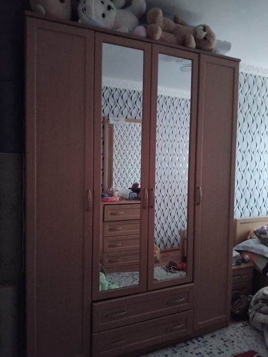 Продаются мебель шкаф50000