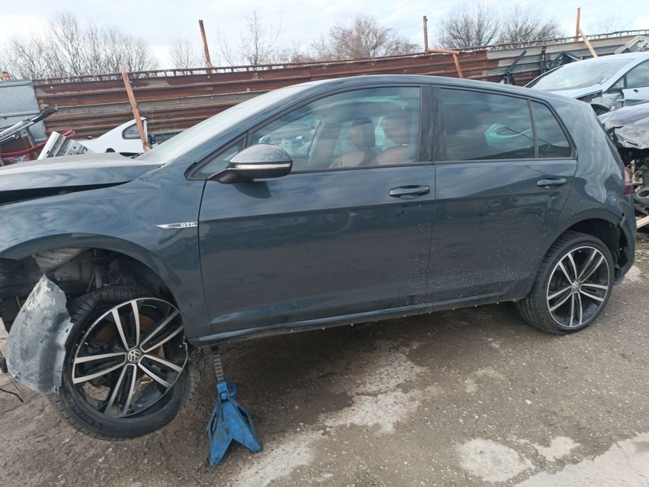 Фолксваген голф 7.5 GTD