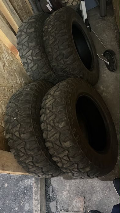 Продам шины 205/70/15