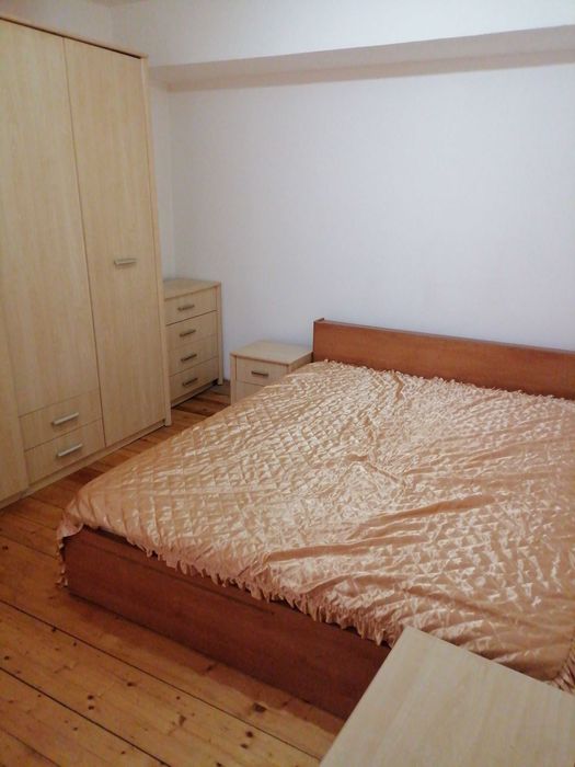 Дава се под наем Двустаен апартамент в Пловдив, Кючук Париж - 40 кв.м за 255 € - Снимка #3