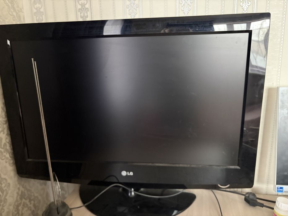 Продаю телевизор и автомат машинку