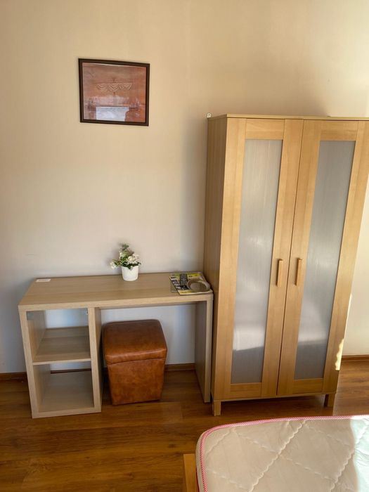 Vand mobilier hotelier (pat saltea dulap TV)