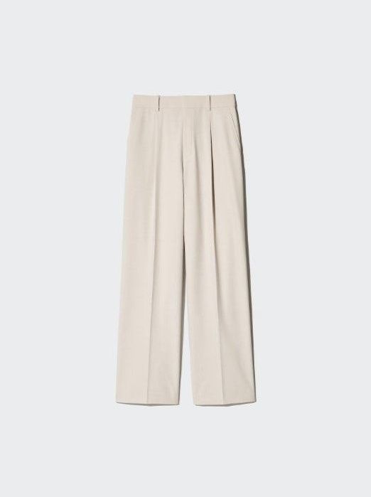 Кардиган, платье, женские футдолки, бельё и многое другое от UNIQLO