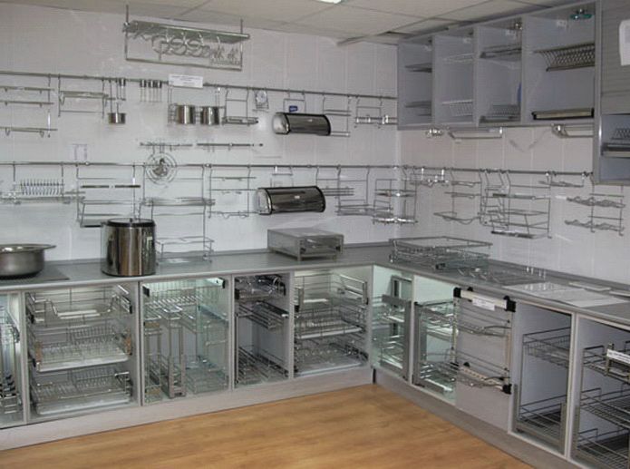 Кухонная мебель в стиле хай-тек и минимализм.