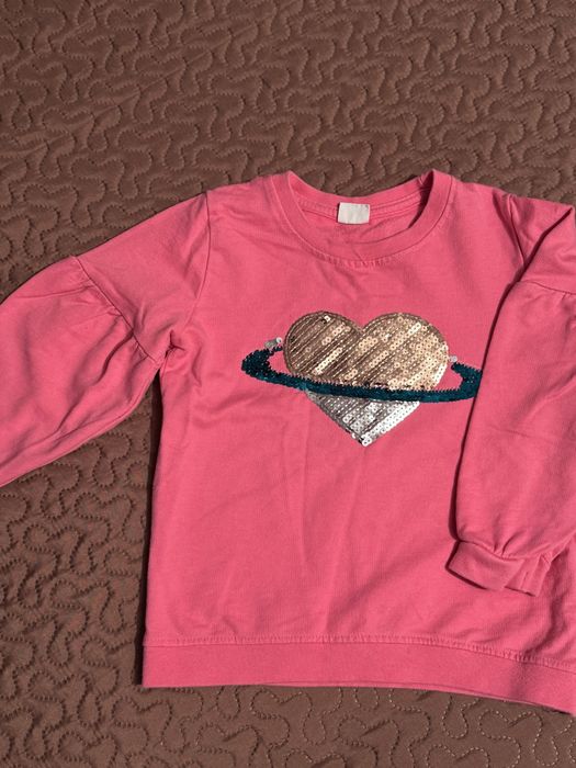 Продам кофточки на девочку