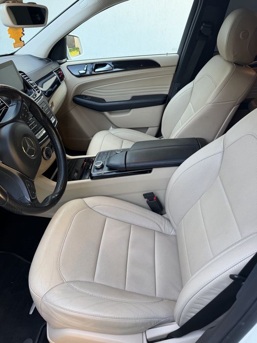 Gle coupe alb perlat