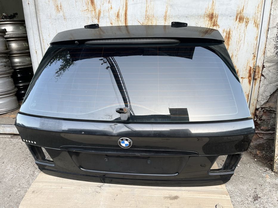 Заден капак за BMW E46 Комби (фейс)