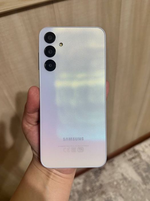 Samsung a25  5g  Shkalat sasteyanada sirochniy
