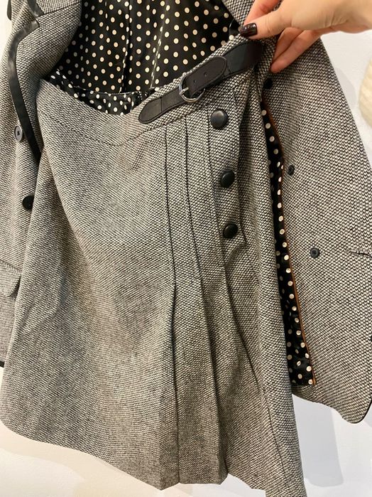 Costum dama vesta + fusta scurta, 50% lână mărime 40