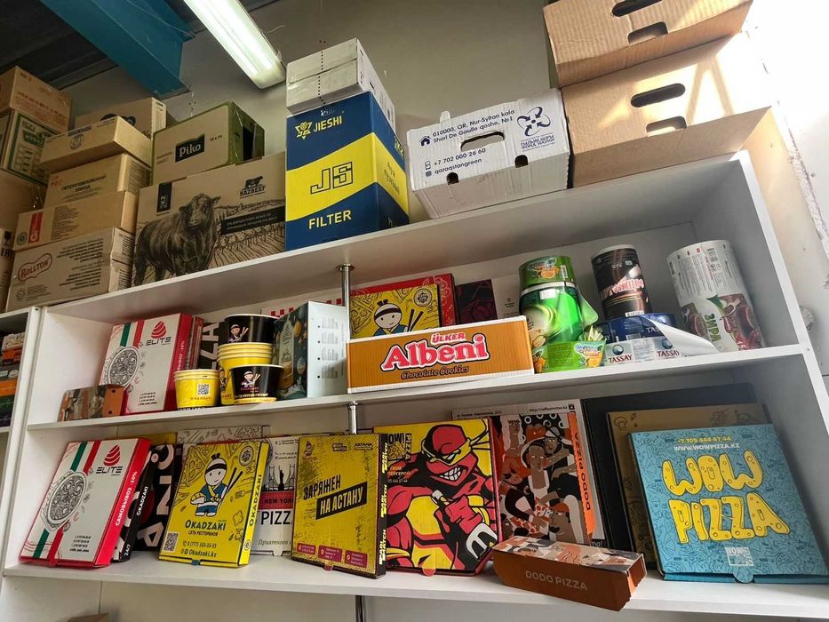 Коробки для пиццы, печенье с логотипом