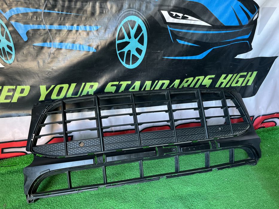 Porsche Macan 95B Grila Centrala Bara Fata