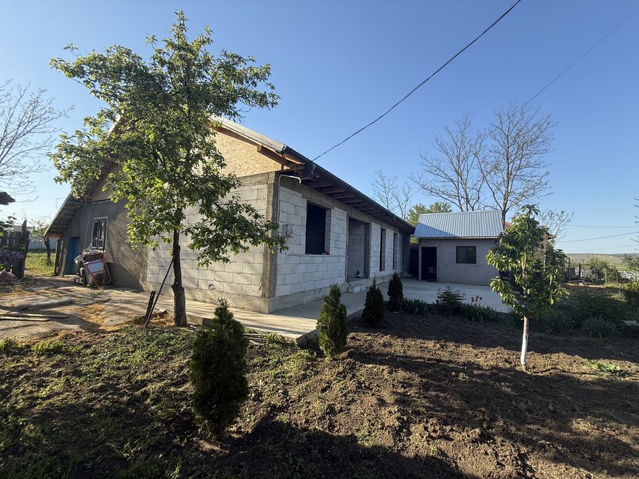 Casa de vanzare Sat Moscu