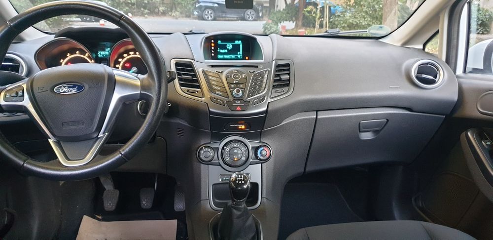 FORD Fiesta 2015 — imagine 5