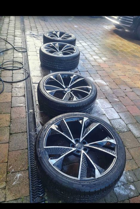 R22 Джанти с гуми за Audi