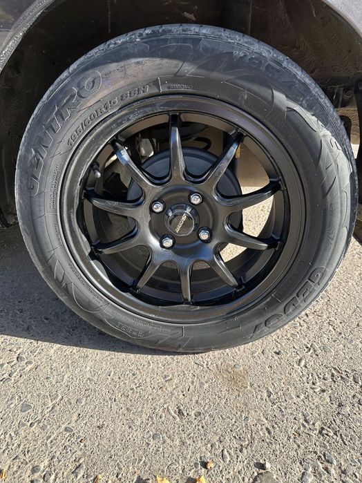 Продаю диски новые черный матовый цвет