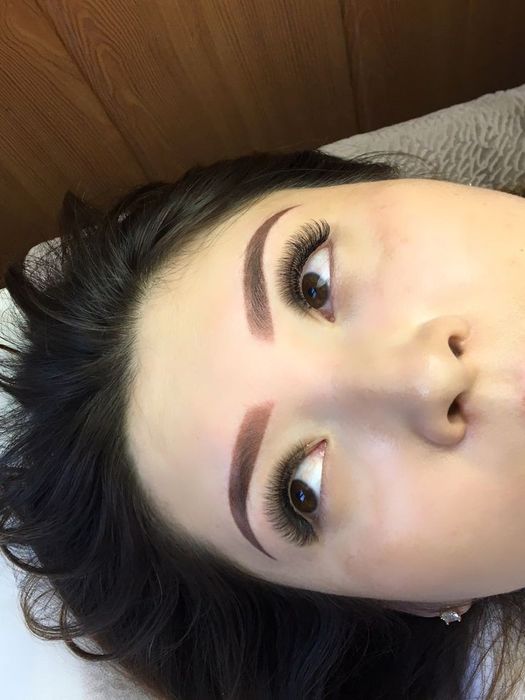 Наращивание ресниц