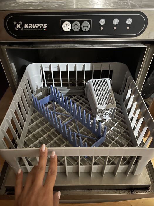 Продам посудомойку