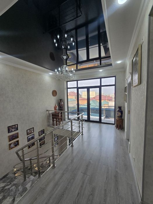 Ховли уй жой сотилади