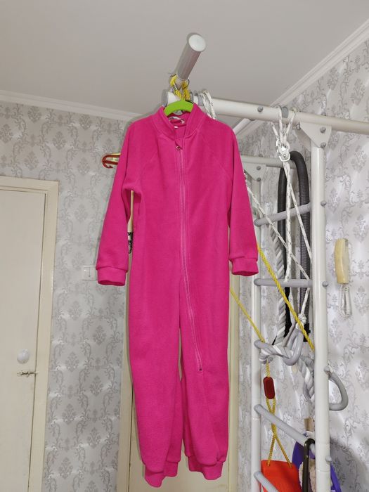Комбинезон на девочку, 110р. (4-5 лет)