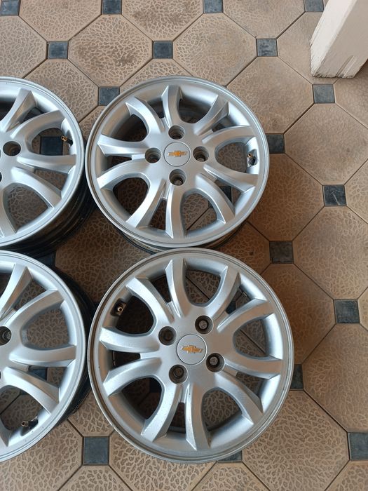 Spark Radnoy Diska Sotiladi