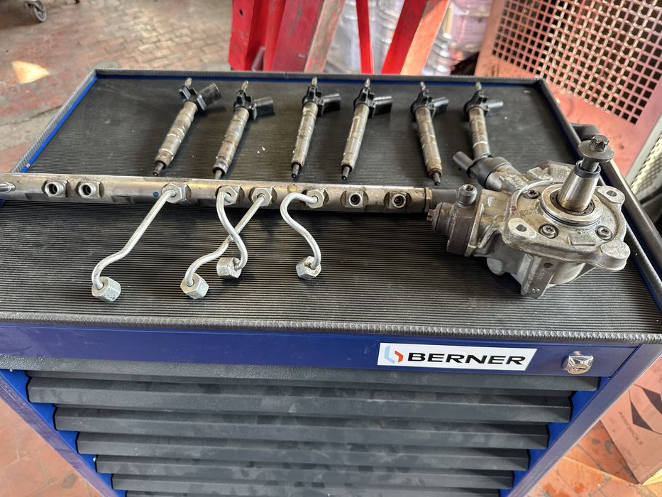 Дюзи помпа реял за бмв 3.5d 313кс