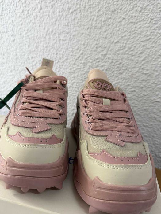 Adidasi OFF WHITE Odsy bej roz 40