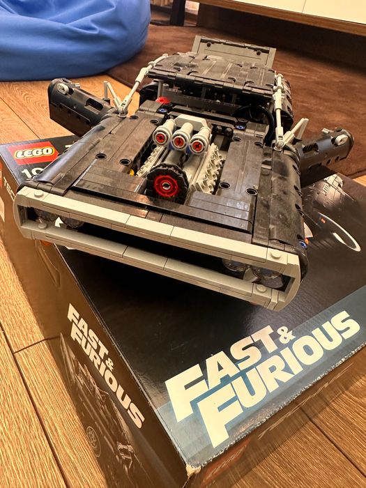 Vând Lego Technic Nou SIGILAT + Unul gata făcut