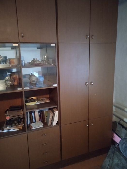 Продам стенку и обеденную зону