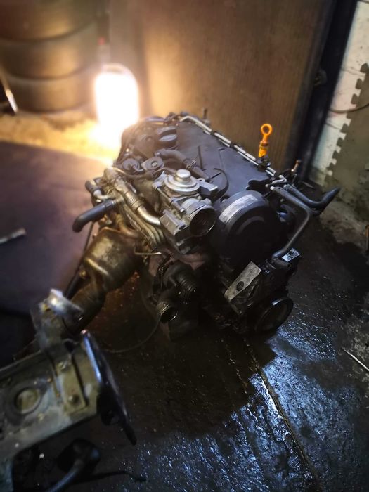 AUDI A3 1.9 TDI 2вр. 2004 НА ЧАСТИ десен волан