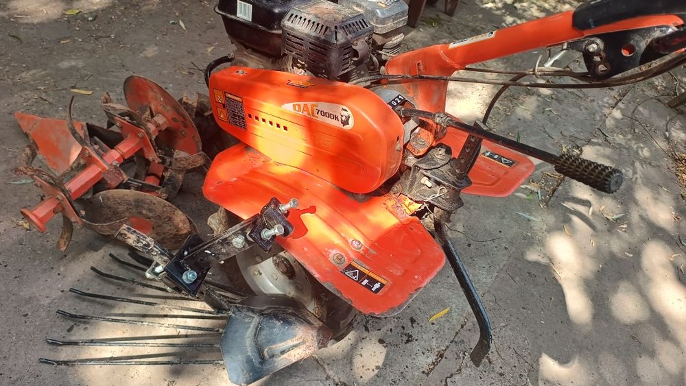 Vând motosapă Ruris in stare foarte bună