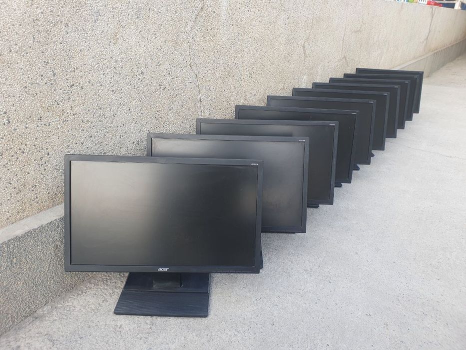 Монитоы асер 22 в количестве