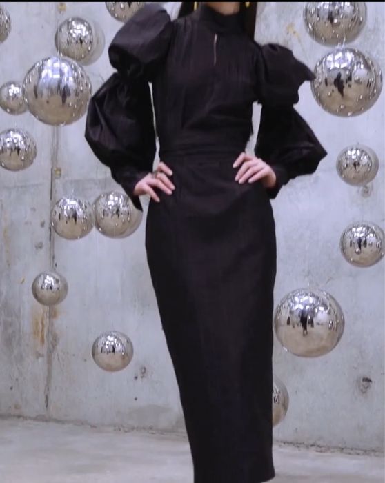 Продам дизайнерское платье